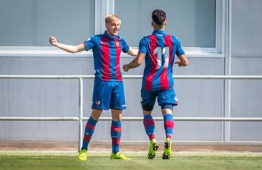 Paco L車pez recluta a Cantero para la estad赤a del Levante