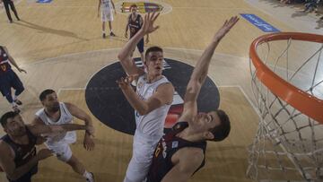 Dino Radoncic, durante el último Barcelona-Real Madrid de la ACB.