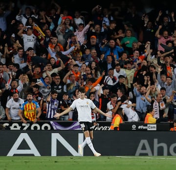 27/04/23  PARTIDO PRIMERA DIVISION 
VALENCIA CF - REAL VALLADOLID 
GOL 2-1 JAVI GUERRA ALEGRIA 