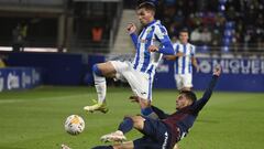 Momento del partido entre el CD Legan&eacute;s y la SD Huesca. 