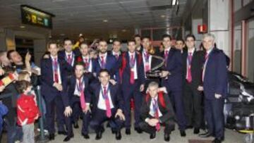 La Selección, exultante en Barajas.