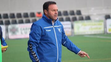 Salmer¨®n no est¨¢ ¡°preocupado¡± por el bagaje goleador de El Ejido