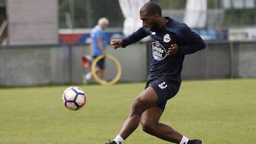 Babel recibe el transfer y ya puede debutar con el Deportivo