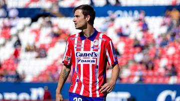 Unai Bilbao of San Luis during the resumption of the match the 14th round match between Atletico San Luis and FC Juarez part of the Torneo Clausura 2024 Liga BBVA MX at Alfonso Lastras Stadium on April 08, 2024 in San Luis Potosi, Mexico.