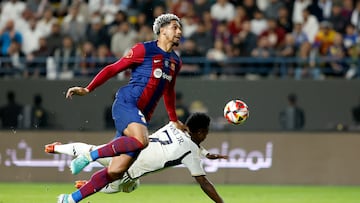 14/01/24 PARTIDO FINAL SUPERCOPA DE ESPAÑA 2024 
REAL MADRID - BARCELONA 
PENALTI DE RONALD ARAUJO A VINICIUS JR 