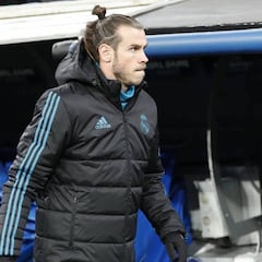 Bale se cae por molestias en la espalda, pero irá con Gales