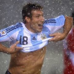 Se cumplen 10 años del histórico gol de Palermo a Perú