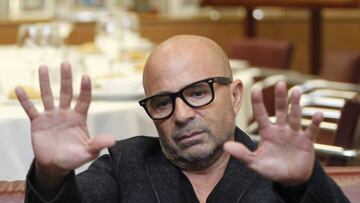 06/04/16 VISITA COMIDA JORGE SAMPAOLI EN LA REDACCION DE AS DIARIOAS
PUBLICADA 07/04/16 NA MA25 2COL