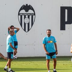 Foulquier y Paulista entrenan al margen