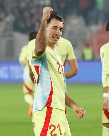 Oyarzabal lanzó la pena máxima del penalti por mano de Gocholeishvili. Engañó por completo a Mamardashvili en su lanzamiento, ejecutando el golpeo a su lado derecho y de seguridad. Perfecta definición.