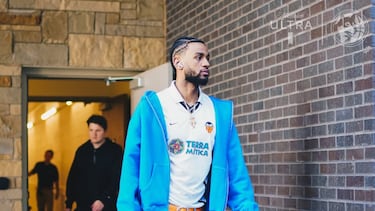 De Shai a Doncic: las estrellas de la NBA conquistan las redes con sus looks más futboleros