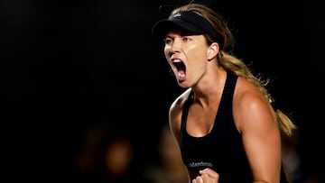 US' Danielle Collins reacts after losing a set against Greece's Maria Sakkari during the WTA 2022 Tournament Women's Singles tennis match in Zapopan, Jalisco state Mexico, on October 20, 2022. (Photo by Ulises Ruiz / AFP)