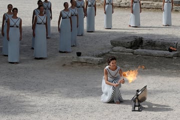 Se realizó la tradicional ceremonia en Olimpia donde se encendió la antorcha olímpica que pasará por 7.500 atletas y recorrerá más de 2.000 kilómetros.