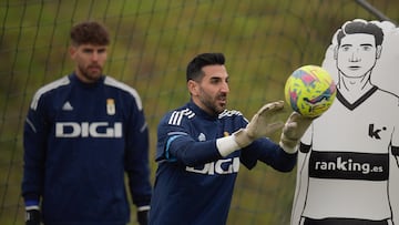 Tomeu Nadal, guardameta del Real Oviedo.