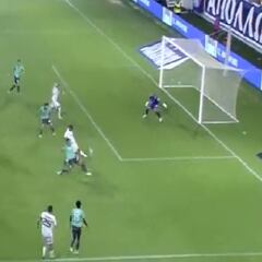 Sagal debutó en Chipre y en su primera jugada hizo esto