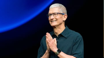 Elon Musk Tim Cook Apple SpaceX Starlink