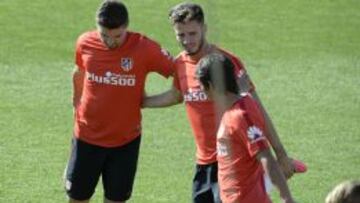 Saúl, con Siqueira y Óliver.