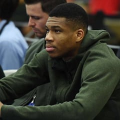 El agente de Antetokounmpo es claro: "Le ofrecieron ser español"