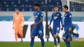 Seis d&iacute;as despu&eacute;s de llegar a pr&eacute;stamo con el Hoffenheim, Chris Richards debut&oacute; con el cuadro alem&aacute;n en la derrota de este domingo ante Frankfurt.