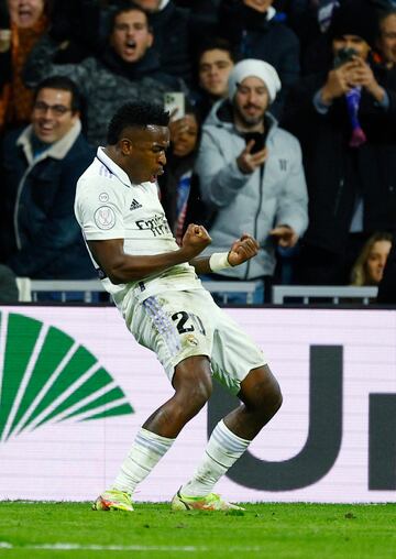 2-1. El delantero del Real Madrid celebra el tercer gol que marca en el minuto 121.