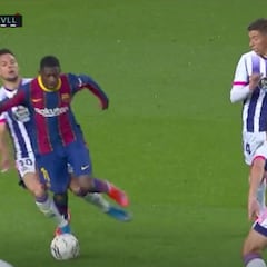 La roja a Óscar Plano que encendió a todo el Valladolid