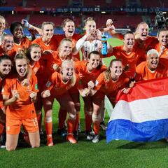 Holanda hace historia y se mete en semifinales por primera vez