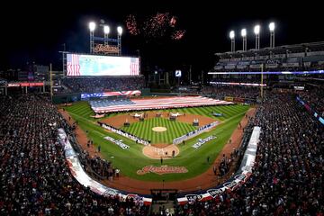 La temporada regular de la Major League Baseball y lo mejor del año en ‘El Rey de los Deportes’ está por venir. El día de ayer inició la postemporada con el juego de comodín de la Liga Americana entre New York Yankees y Minnesota Twins con triunfo para los neoyorquinos. La Serie Mundial iniciará el 24 para conocer al Campeón de Las Grandes Ligas a más tardar el 1 de noviembre.