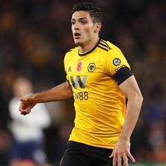 Sin Cara le manda un regalo a su amigo Raúl Jiménez