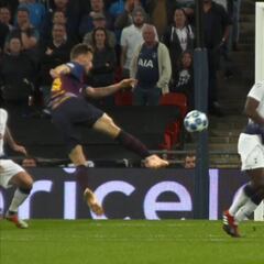 Rakitic marca el gol de la Champions: la toma trasera, brutal