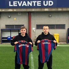 El Levante acoge a dos ucranianos en su escuela