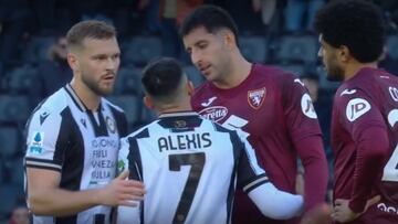 Alexis Sánchez se encuentra con Maripán tras el duelo y esto pasa