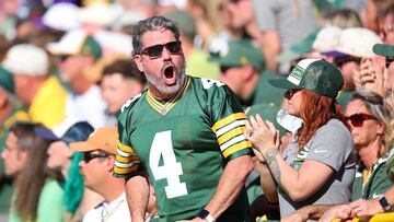 The Green Bay Packers crushed the Cardinals in Week 6 of the NFL.