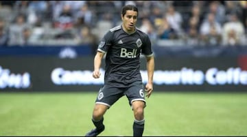 El experimentado mexicano de 30 años quedó fuera de la plantilla de Vancouver Whitecaps por no presentarse a la pretemporada. Actualmente se encuentra sin equipo. 