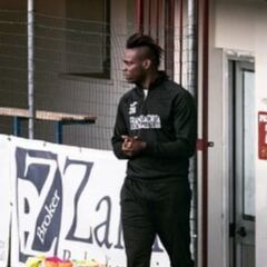 Balotelli se entrena con el Franciacorta a la espera de conocer su futuro