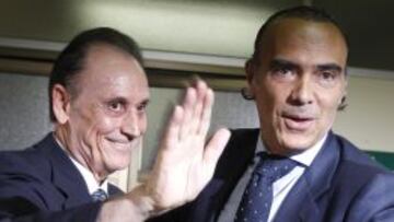 El ex presidente del Betis junto al empresario navarro.