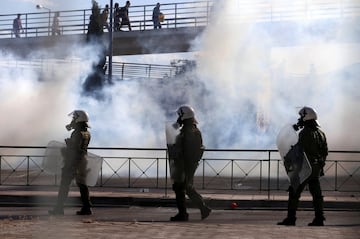 Batalla campal antes de la final de la Copa de Grecia