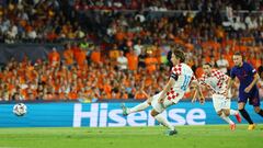 Soccer Football - UEFA Nations League - Semi Final - Netherlands v Croatia - Feyenoord Stadium, Rotterdam, Netherlands - June 14, 2023 Croatia's Luka Modric scores their fourth goal from the penalty spot REUTERS/Wolfgang Rattay