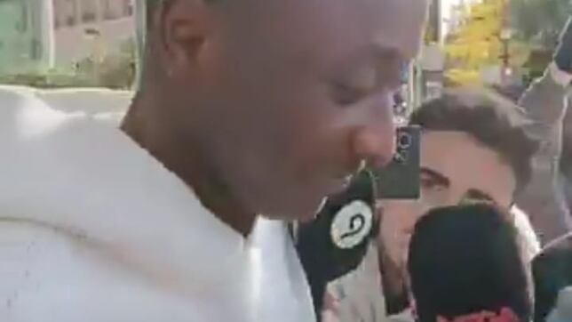 Sadiq, “contento” antes de pasar el examen médico