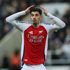 Arsenal, obligado a buscar alternativas para solucionar sus problemas ofensivos