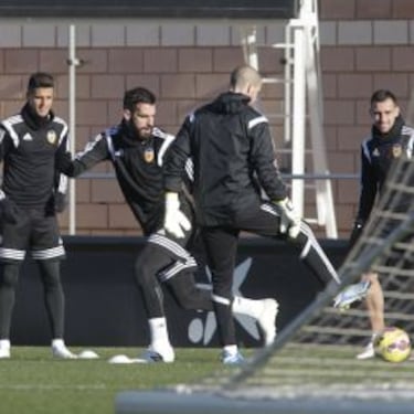 Mestalla es el kilómetro 0 en la lucha por la Champions