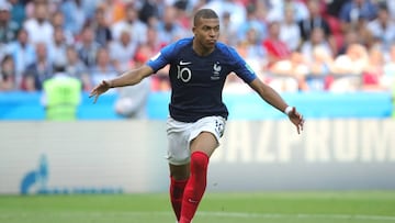 KAZAN, RUSSIA - JUNE 30: Kylian Mbappe of France celebrates after scoring his team's fourth goal during the 2018 FIFA World Cup Russia Round of 16 match between France and Argentina at Kazan Arena on June 30, 2018 in Kazan, Russia. (Photo by Alexan
