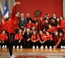 La Roja femenina es recibida en La Moneda tras su clasificación