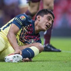 América pierde a Santiago Naveda el resto del año por lesión