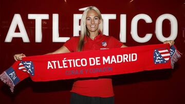 Toni Duggan posa con el Atlético.
