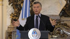 "Que escupan a Infantino es aún más grave que tirar piedras"