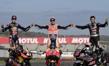 Los ganadores del Mundial 2016 de Motociclismo: Brad Binder (Moto3), Marc Márquez (MotoGP) y Johann Zarco (Moto2).