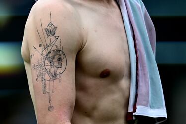 Tatuaje de Julian Brandt, del Borussia Dortmund, durante el partido del grupo F de la Copa Mundial de Clubes de la FIFA 2025 entre el Fluminense FC y el Borussia Dortmund.