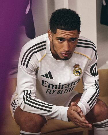 El jugador inglés del Real Madrid, Jude Bellingham ha sido una de las imágenes principales para la presentación de la nueva camiseta del Real Madrid.
