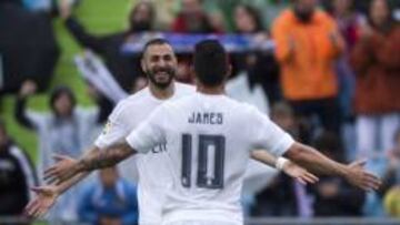 GETAFE, SPAIN - APRIL 16:  Karim Benzema (L) of Real Madrid CF celebrates scoring their opening goal with teammate James Rodriguez (R) during the La Liga match between Getafe CF and Real Madrid CF at Coliseum Alfonso Perez on April 16, 2016 in Getafe, Spain.  (Photo by Gonzalo Arroyo Moreno/Getty Images)