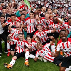 Santiago Arias, campeón con el PSV en Holanda